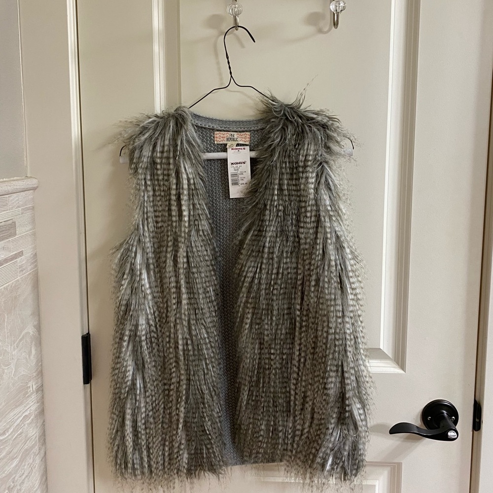 Brand new faux fur vest